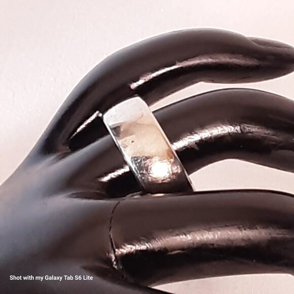 Minimalist Titanium Band Ring Chunky Silver Tone - Picture 2 of 7